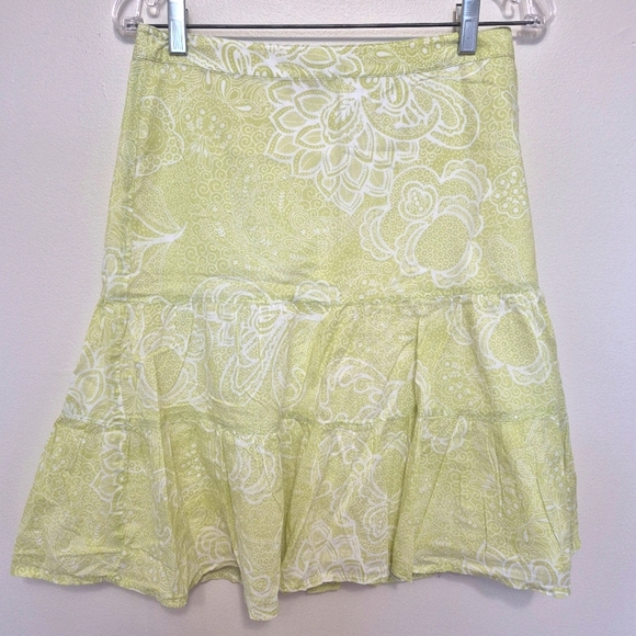 Ann Taylor Lime Green Paisley A-Line Skirt – Size 2 - Picture 1 of 5